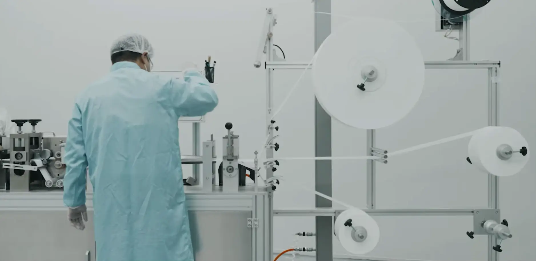 ISO 13485 、CE PPE and GMP/QMS certified production lines